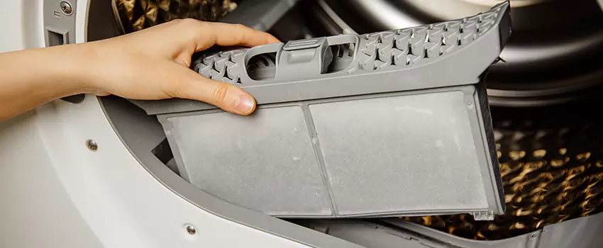 Signs Of A Clogged Dryer Lint Trap in Monsey, New York